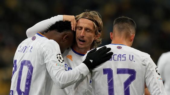 La Casa Blanca goleó 5-0 al Shakhtar Donetsk y alcanzó al FC Sheriff en el tabla de posiciones / AP.
