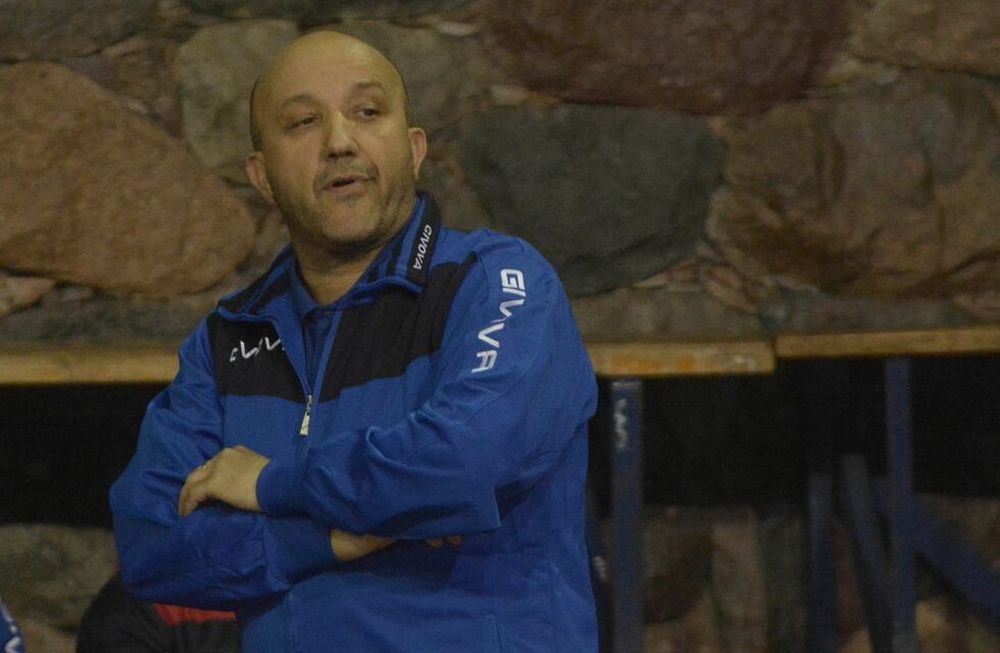 El entrenador mendocino, Luis Testa, pretende amar un equipo más competitivo para los próximos años. Foto: Marcelo Ruiz / Los Andes
