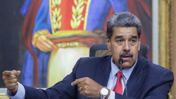 El presidente de Venezuela, Nicolás Maduro durante una rueda de prensa este miércoles, en el Palacio de Miraflores en Caracas (Venezuela). Foto: EFE/ Ronald Peña R.