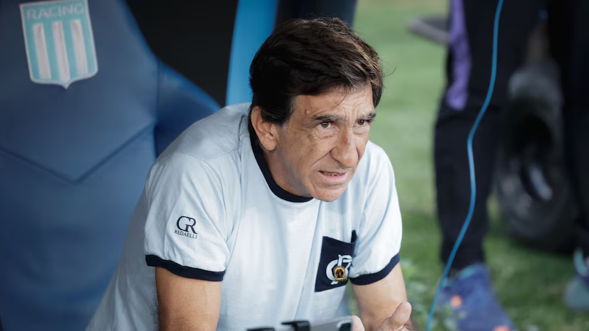Racing echó a Gustavo Costas tras la eliminación en la Sudamericana