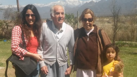 Silvano Savoy con su familia, en sus últimos tiempos.