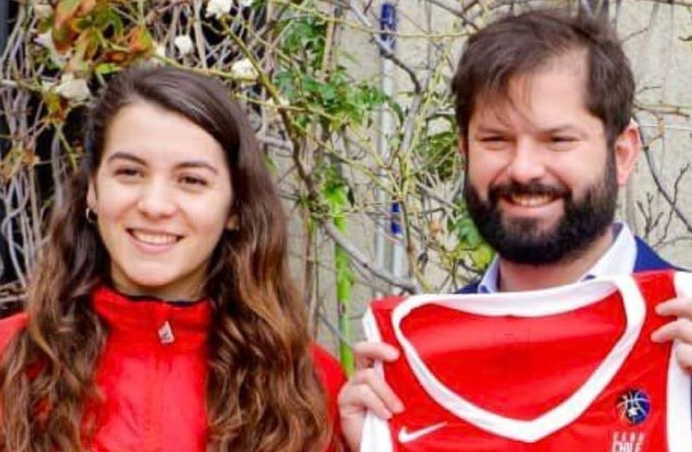 La basquetbolista Paula Carrasco es la novia del presidente chileno Gabriel Boric (gentileza)