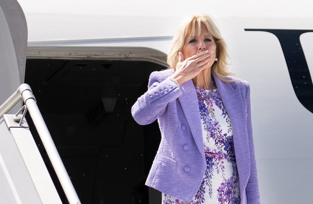 La Primera Dama estadounidense pidió disculpas a la comunidad hispana por usar estereotipos en sus discursos. AFP