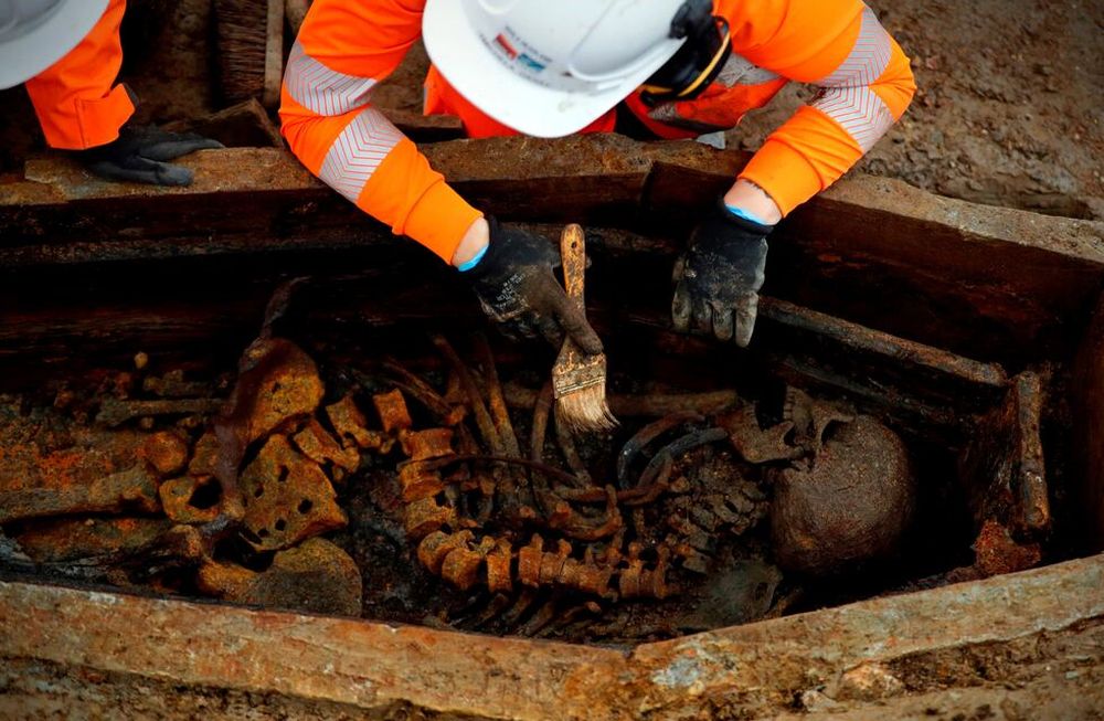 Desenterraron 1.200  tumbas para construir una nueva línea de tren en Londres