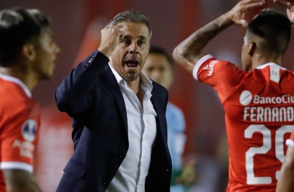 La continuida de Lucas Pusineri al frente el Rojo no está definida. / Gentileza.