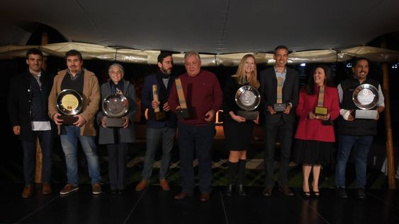 El Club Gourmet Mendoza premió a referentes de la gastronomía y vitivinicultura en los jardines de la Bodega ChandonFoto: Nicolás Rios / Los Andes