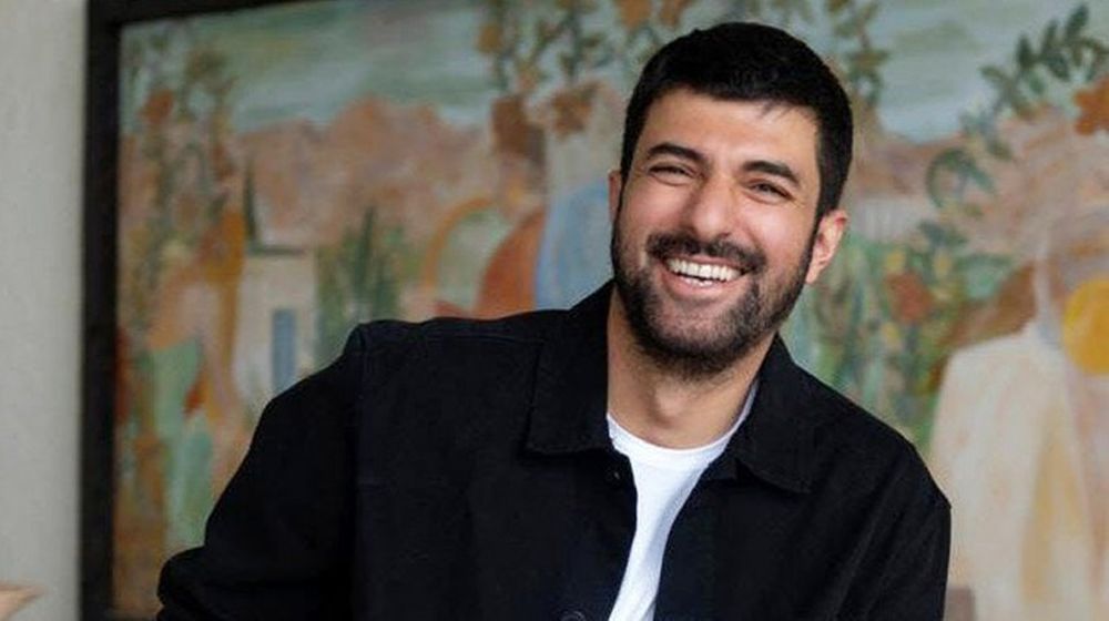 Engin Akyürek.