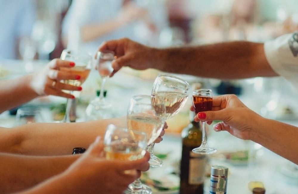 ¿Mesa adentro o afuera? El pronóstico para la cena de Año Nuevo en Mendoza