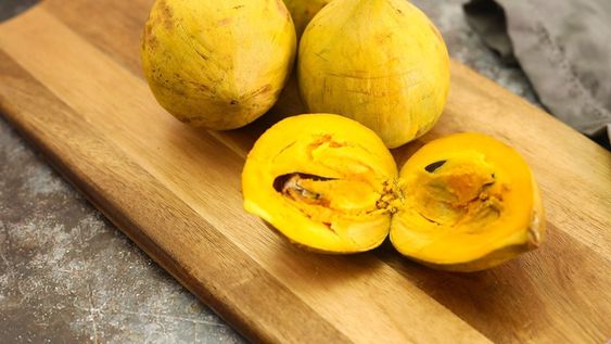 la fruta dorada que tiene el color de una yema de huevo, sabor a dulce de leche y que pocos conocen