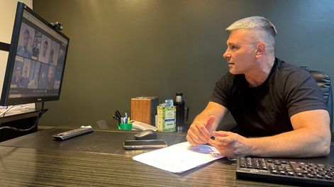 El intendente de Godoy Cruz, Diego Costarelli, participó de un foro con el presidente de la UCR Nacional.