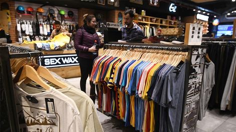 Indumentaria es el rubro que más aumentó a lo largo de un año, el 123%. Foto:José Gutierrez / Los Andes