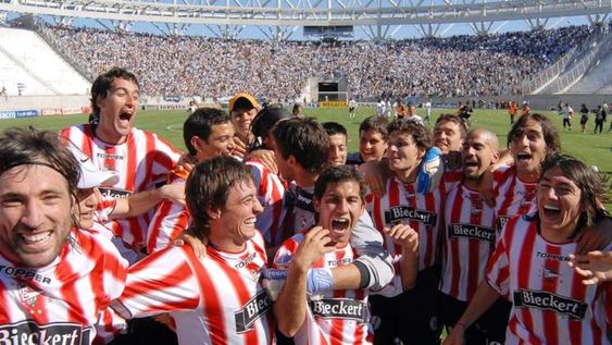 Un 15 de octubre de 2006, Estudiantes de La Plata le propinaba una goleada histórica a Gimnasia en el clásico platense por 7-0. Irrepetible. / Gentileza.