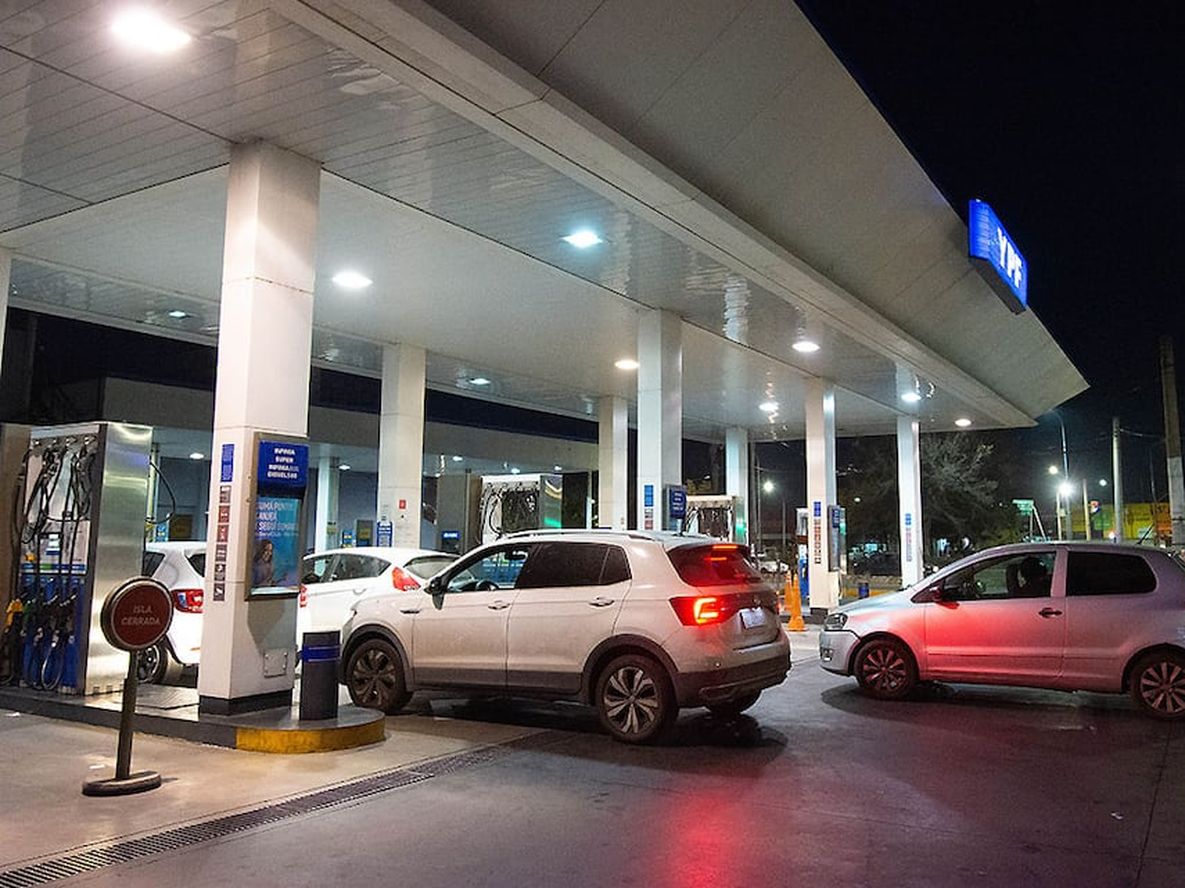 En lo que va del año, la nafta súper ya aumentó más de $20 por litro, contando el ajuste de hoy.