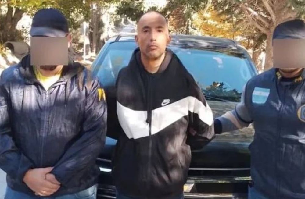 El hombre tenía requerimientos de la Justicia de Lomas de Zamora que databan de 2017, el mismo año en el que había sido expulsado de Turquía, cuando intentaba cruzar a Siria. Foto: PFA