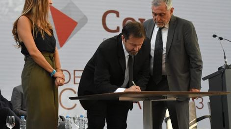 Mario González, presidente electo de Coviar junto a José Zuccardi, su antecesor y actual vicepresidente. Foto: Mariana Villa/Los Andes