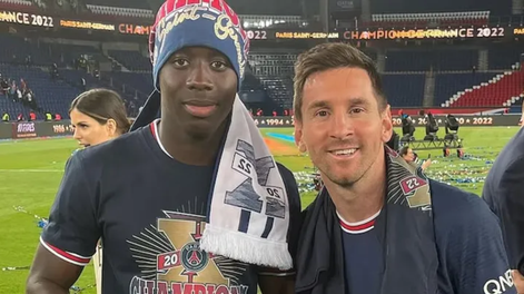 Djeidi Gassama jugó con Messi en el PSG.