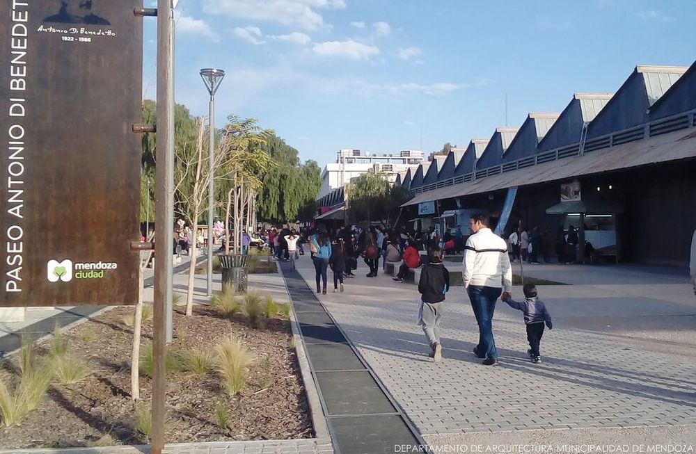 Navio Cultural, na Cidade de Mendoza