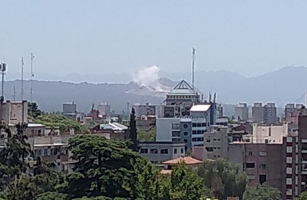 La imagen que motivó a la teoría de la explosión en el piedemonte. Gentileza / @betiflu