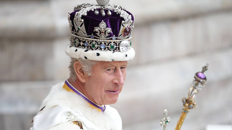 El Rey Carlos III sufrió un golpe político por parte de Granada.