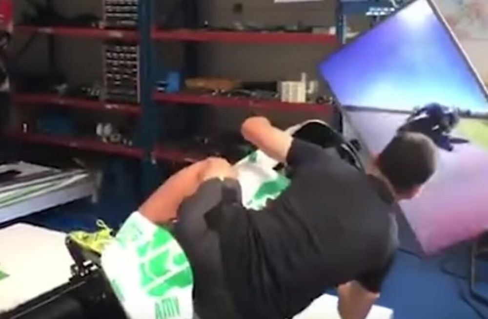 Un impresionante simulador para un piloto de MotoGP