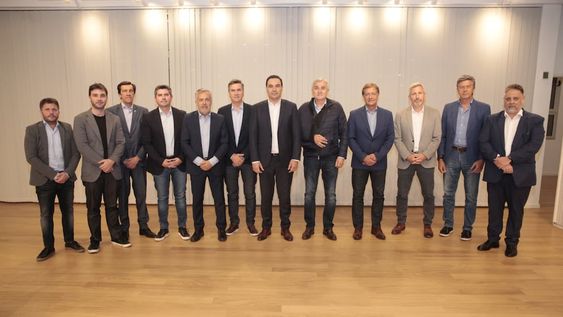 Los gobernadores de Juntos por el Cambio en la última reunión en el Banco de Corrientes (Foto: Prensa JxC)