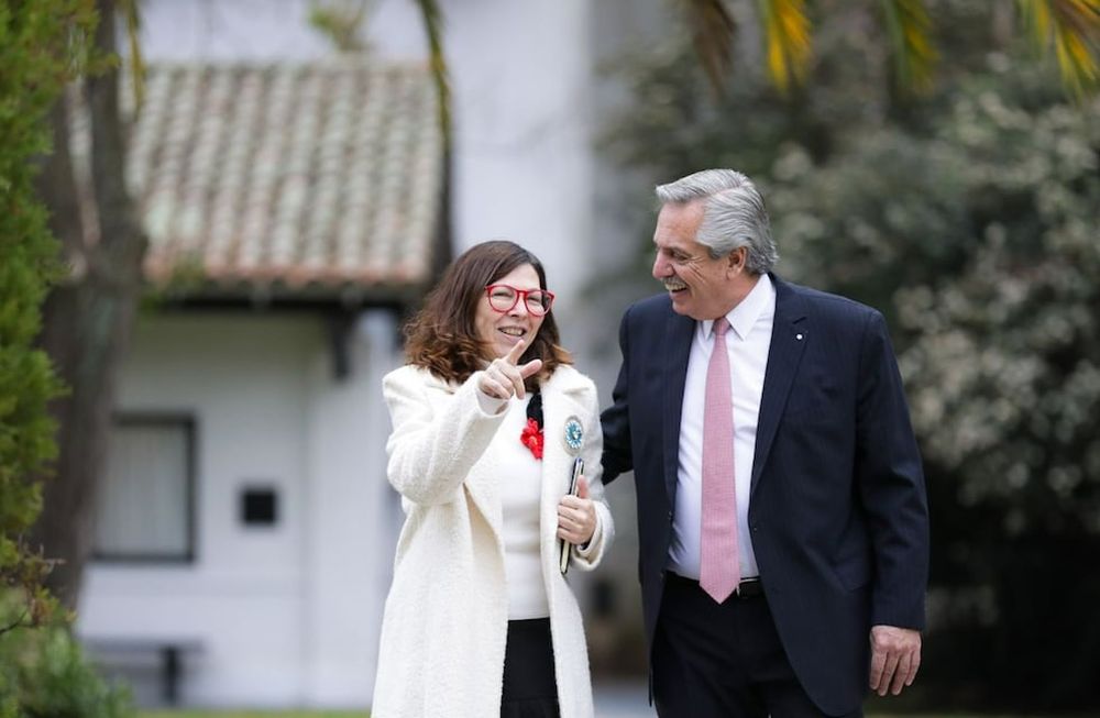 Alberto Fernández, junto a Silvina Batakis. (Presidencia)