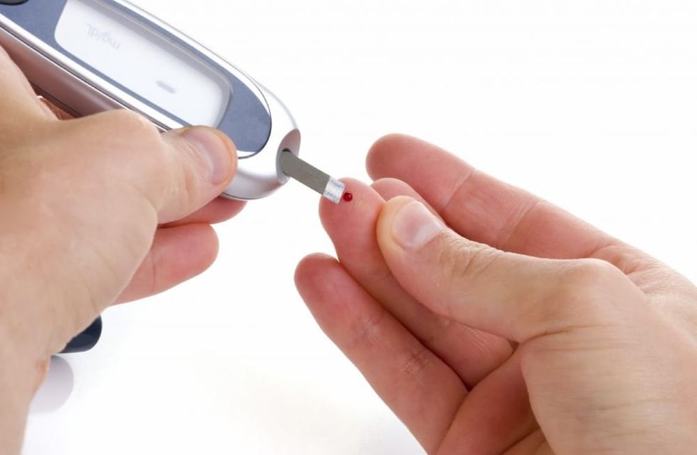Diabetes y tecnología: un nuevo dispositivo con inteligencia artificial permite anticipar a los pacientes sus niveles de glucemia