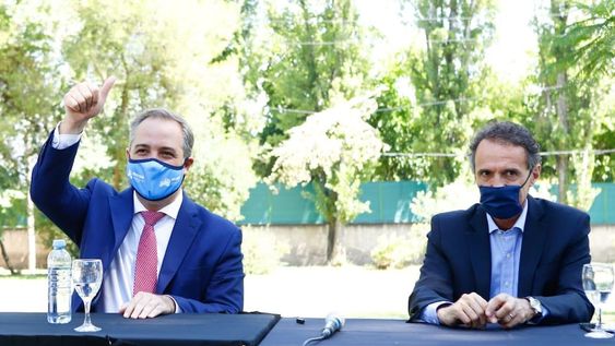 Además de firmar convenio para la importante obra para Maipú, el ministro Katopodis acordó obras viales, de agua potable y saneamiento en los 18 departamentos de Mendoza.
