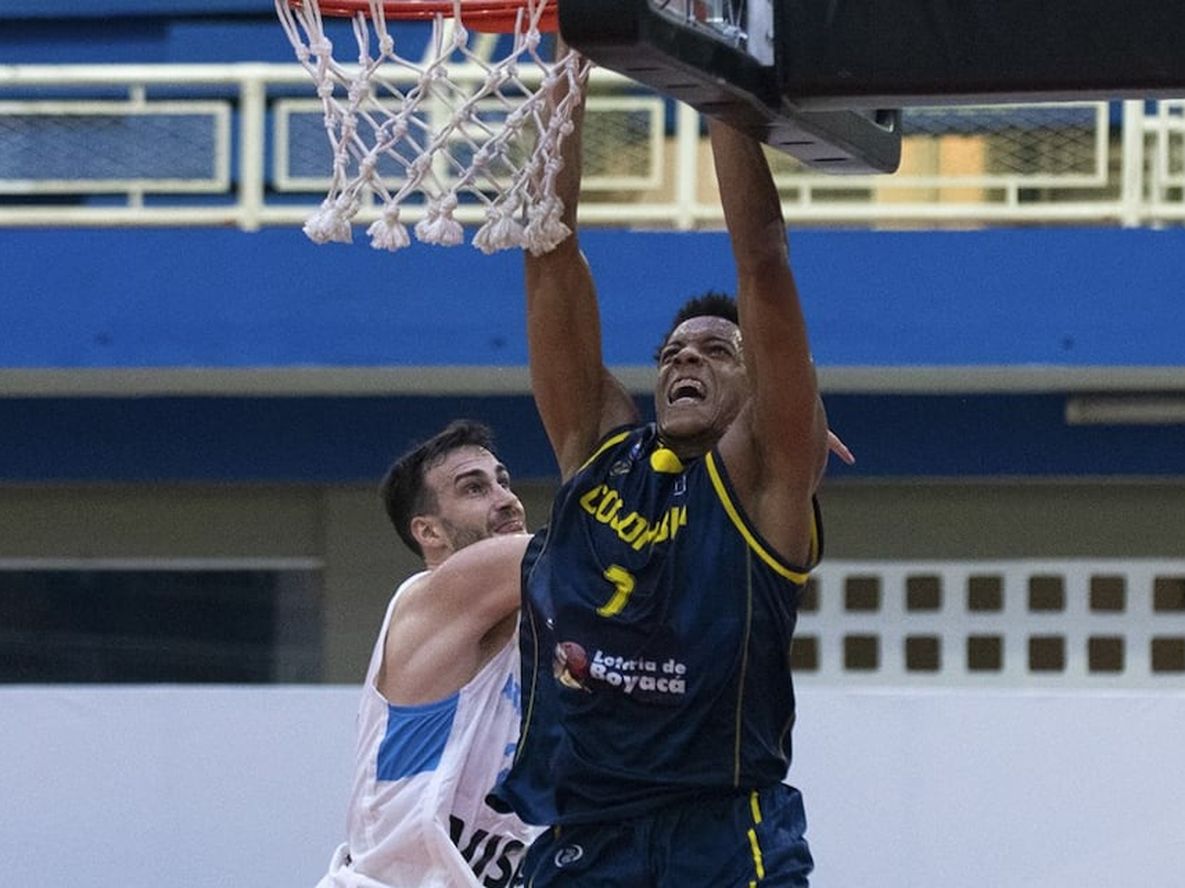 Federico Aguerre (3 puntos) y Martín Fernández (4 Puntos) estuvieron desde el inicio.