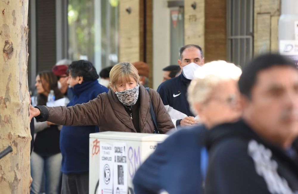 Consideran que el aumento del 7,5% que dispuso el Gobierno nacional en las jubilaciones a partir del mes próximo no basta para cubrir ni un tercio de la canasta básica.