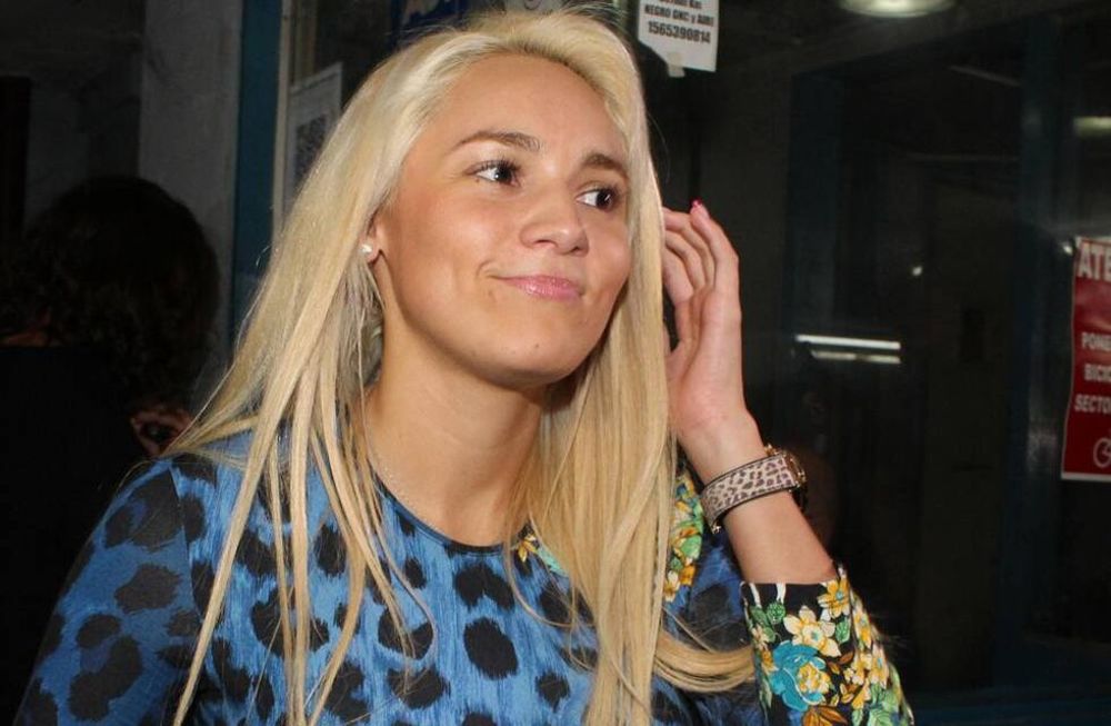 Rocío Oliva se hace la misteriosa en las redes sociales