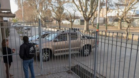 Rejas en barrios de Guaymallén: es necesario para frenar los delitos - Por Tomás Aguilera