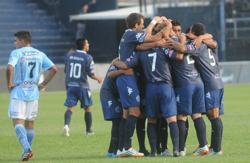 La Lepra se despidió en casa con un triunfo consuelo para sus hinchas