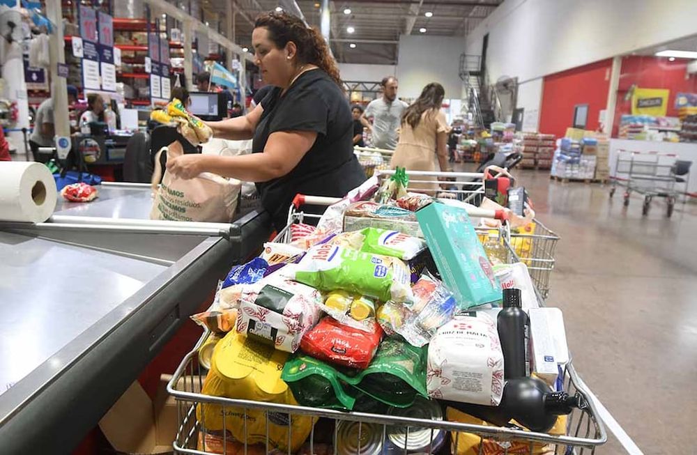 Una familia necesita ingresos por encima de $146 mil en Mendoza para no ser pobre y costar la Canasta Básica Total. Foto: José Gutierrez / Los Andes