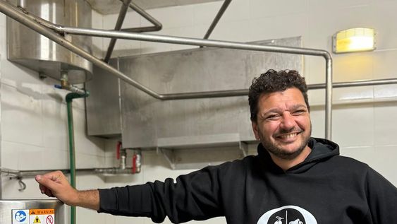 Gabriel Guardia es uno de los referentes de la olivicultura mendocina
