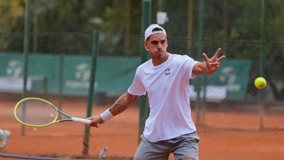 Francisco Bahamonde ganador de la edición 53 del torneo de Tenis Crepuscular