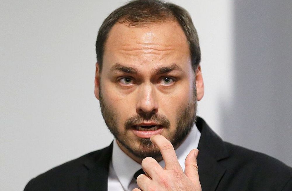 Allanan la casa del hijo del Bolsonaro por espionaje ilegal