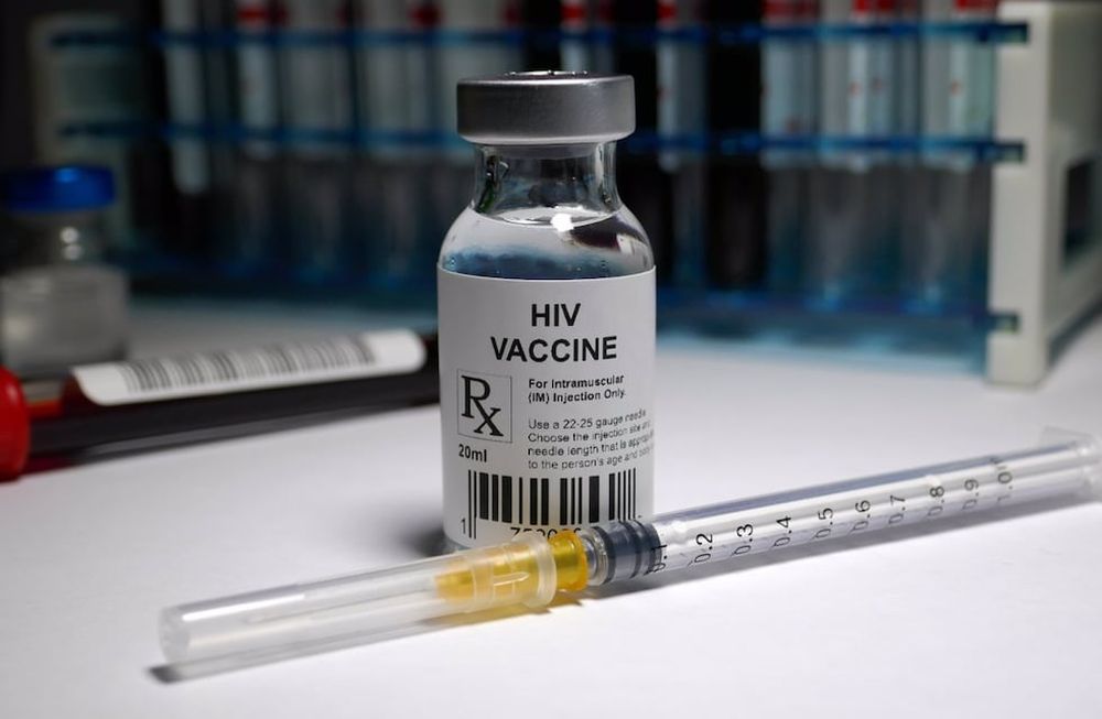 Los resultados son parecidos a los anunciados hace unos meses de un estudio similar que prueba las inyecciones contra las píldoras diarias en hombres homosexuales.