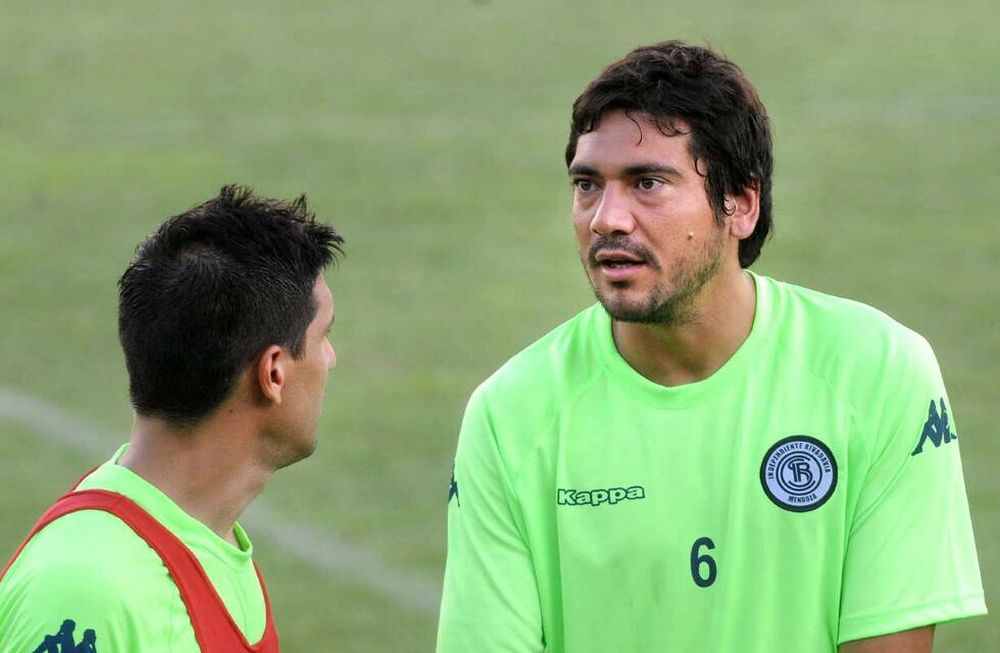 Sin bajas, la Lepra quiere ganar afuera