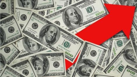 Suba del oficial y caída del liqui llevaron a la brecha cerca del 10%