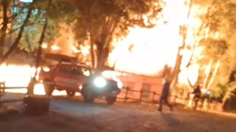 Tratan de establecer las causas del incendio que consumió cerca de 30 cabañas en un camping de El Carrizal.