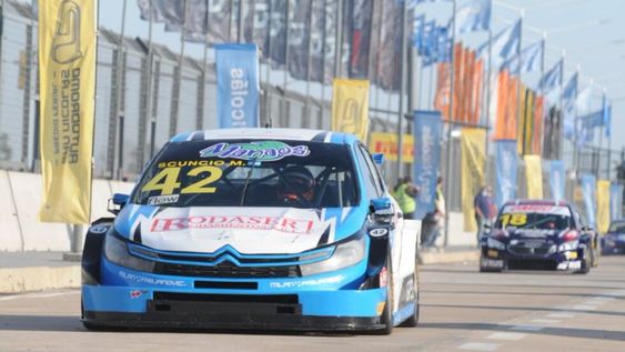 El piloto de Bahía Blanca, radicado en Chile, está conforme con el rendimiento del auto en las últimas fechas del año.