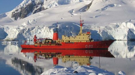 Los Andes | Puerto Deseado está ubicada al noreste de Santa Cruz. Además de su emblemático puerto, este enclave cuenta con variedad de hábitats:  estepa, cañadones, costas y concentraciones de agua que favorecen una rica biodiversidad. Foto: Gentileza Turismo Pto. De