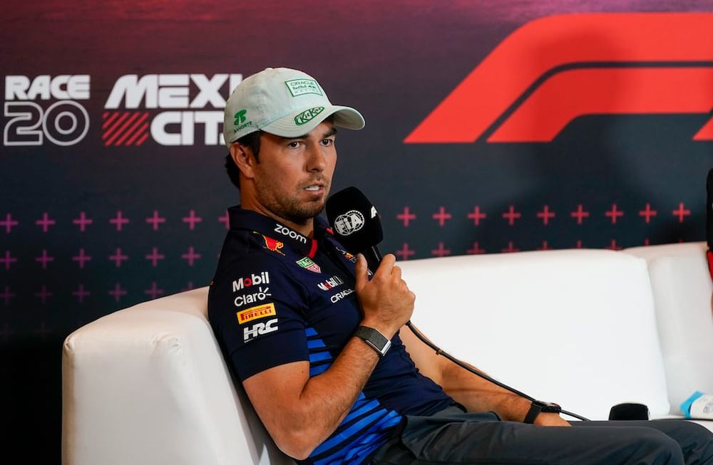 Checo Pérez no continuará en Red Bull, y su asiento lo ocupará Liam Lawson /Foto: AP