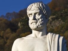 aristoteles, sobre el autocontrol: considero mas valiente a quien domina sus deseos que a quien vence a sus enemigos, ya que la victoria mas dificil...