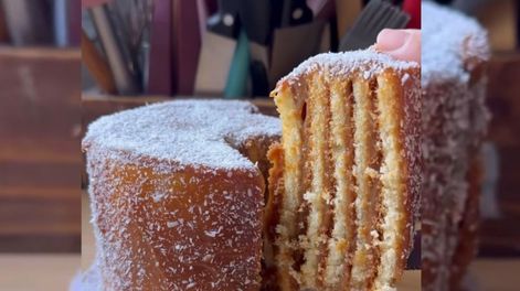Los Andes | Torta con 1 solo pionono y dulce de leche.