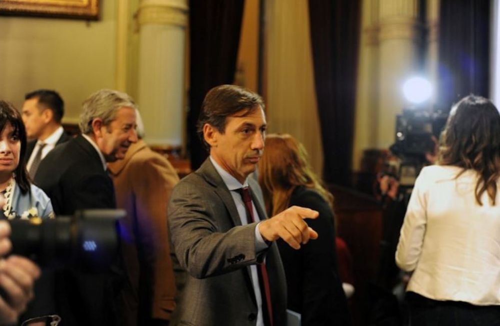Luis Naidenoff es parte del bloque de senadores de Juntos por el Cambio que pidió al oficialismo bajar el nivel de hostilidad sobre lo actuado por el gobierno de Macri.