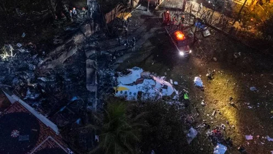 Brasil: un avión bimotor cayó sobre una transitada avenida en Sao Paulo e impactó en un autobús / Gentileza