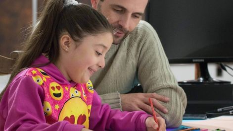 Un informe nacional dio cuenta de que solo la mitad de los alumnos llega al final de la primaria en el tiempo esperado y con conocimientos satisfactorios en lengua y matemática.
