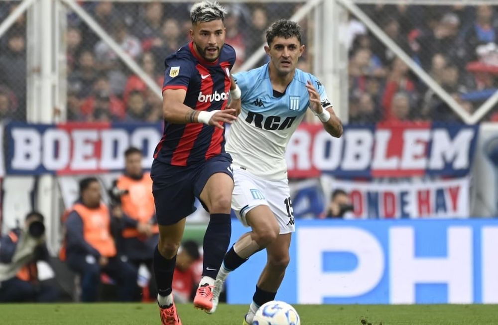 El Ciclón juega ante Racing por la Liga Profesional. / Foto: Fotobaires